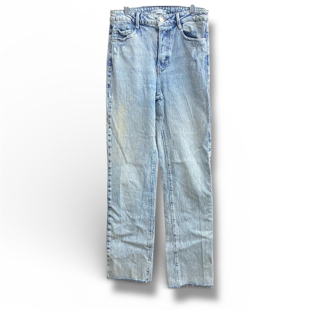 ZARA Light Wash Straight Leg Jeans – Size [6] | Faded Distressed Denim